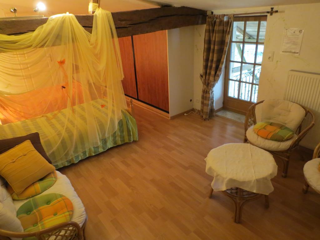 L'Aubinoise Bed & Breakfast Saint-Aubin-la-Plaine ภายนอก รูปภาพ